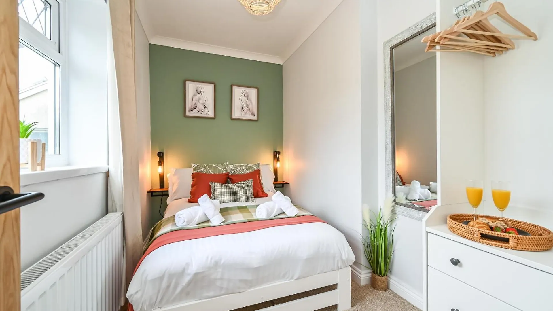 Urban Oasis, Stylish Townhouse In Central Cardiff Nyaraló