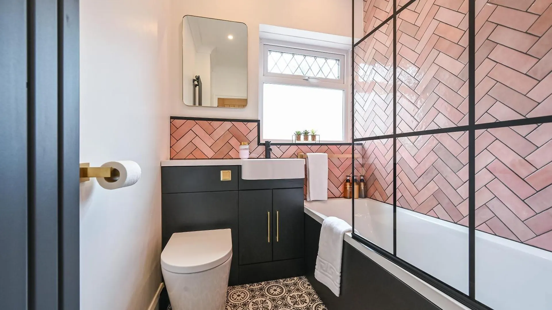 Urban Oasis, Stylish Townhouse In Central Cardiff Nyaraló