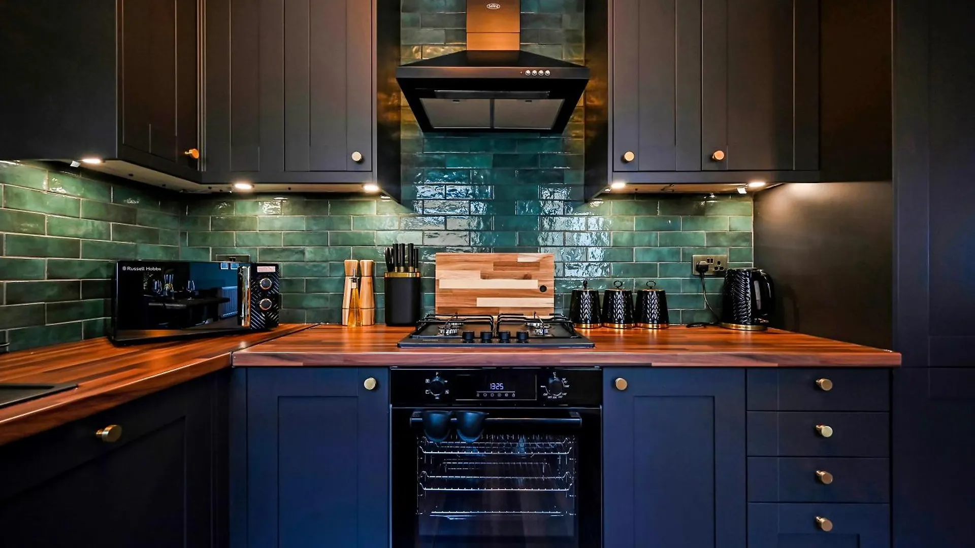 Nyaraló Urban Oasis, Stylish Townhouse In Central Cardiff