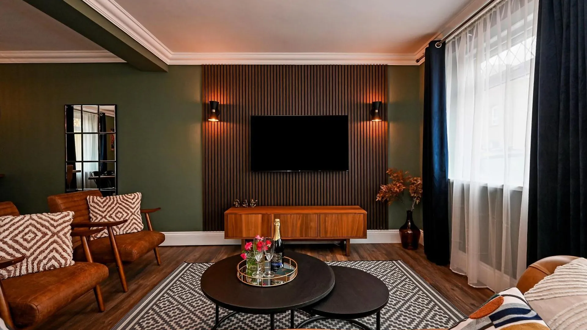 Urban Oasis, Stylish Townhouse In Central 카디프